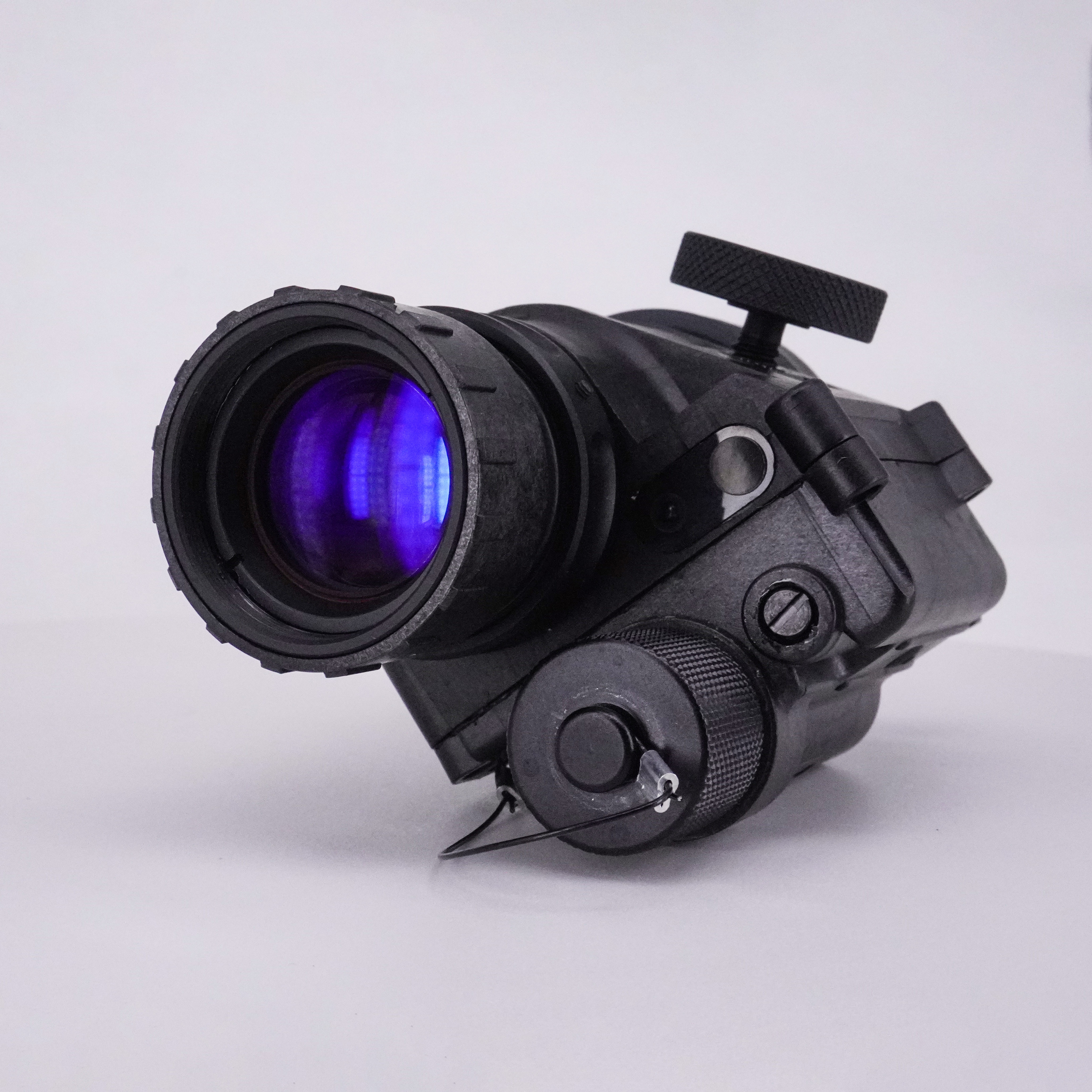 High-Sensitive 40° 1X PVS14 Ni - Monocular Night Vision recensione e prezzo