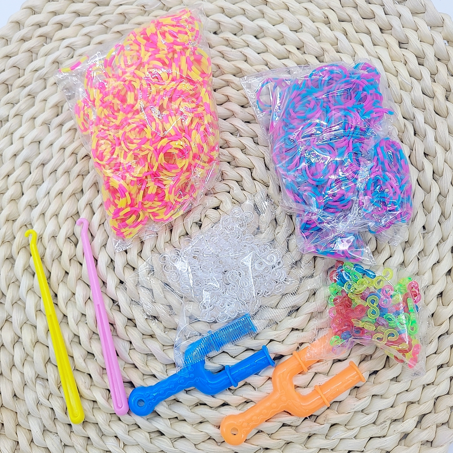 Friendship Bracelet Set, Inclu - Outdoor Hunting Tools recensione e prezzo