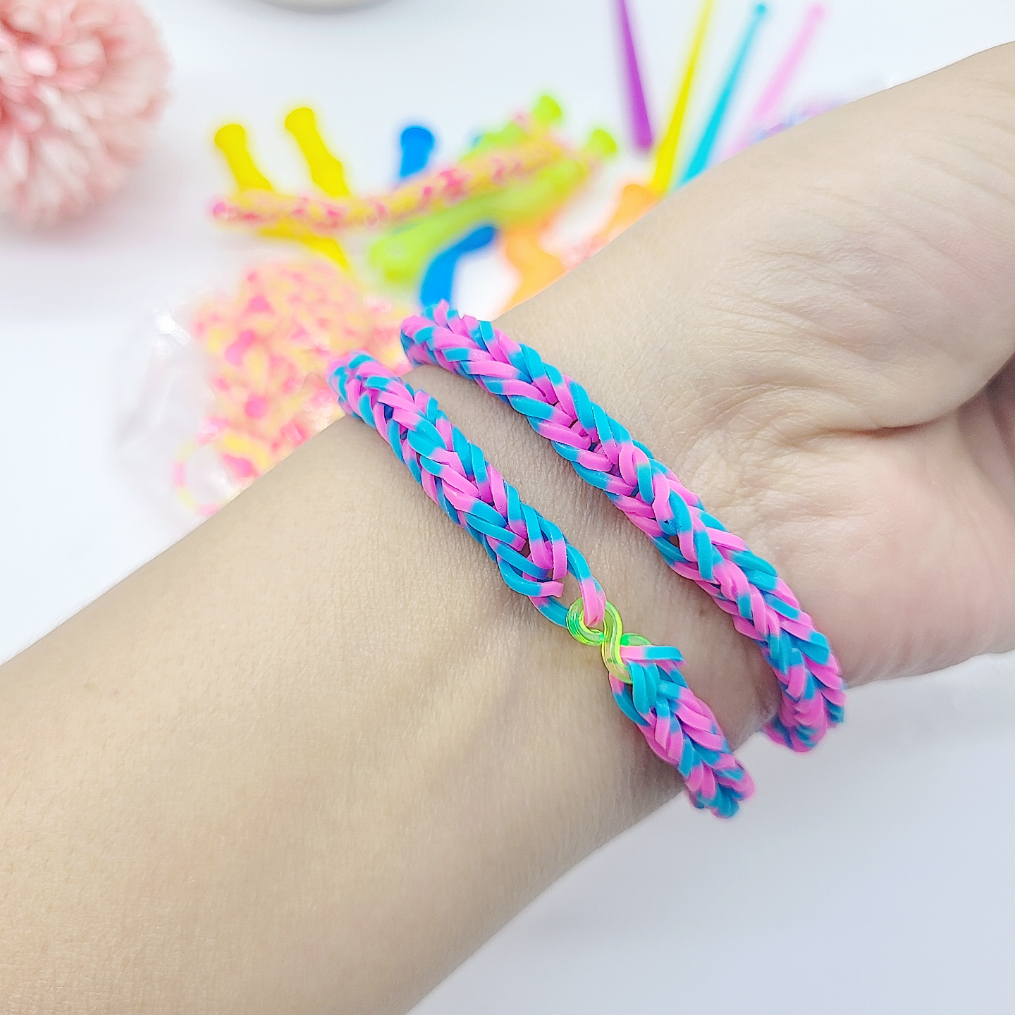 Friendship Bracelet Set, Inclu - Outdoor Hunting Tools recensione e prezzo