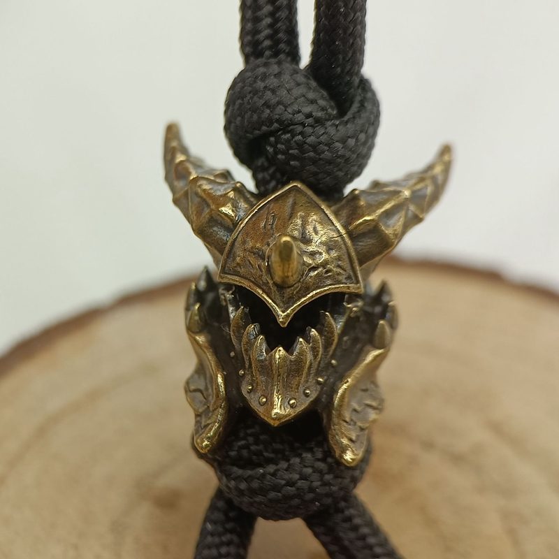 Death Helmet Brass Knife Beads - Paracord Survival Bracelet recensione e prezzo