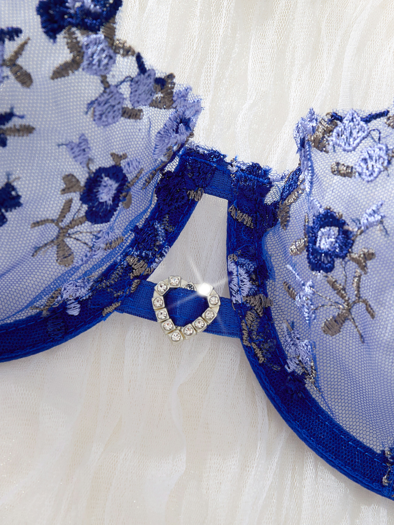 Blue Embroidered Floral Linger - G&T Hunting & Outdoor Gun Shop Skegness recensione e prezzo
