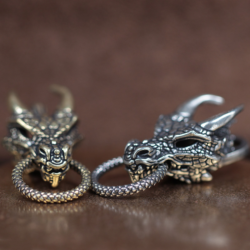 Dragon Head Brass Buckle EDC O - Paracord Survival Bracelet recensione e prezzo